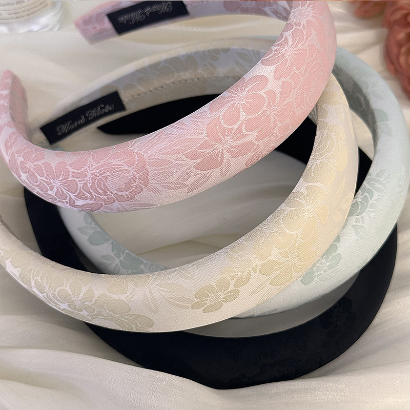 Fashion Women Embroidery Rose  - Embroidery Rose 评论和价格