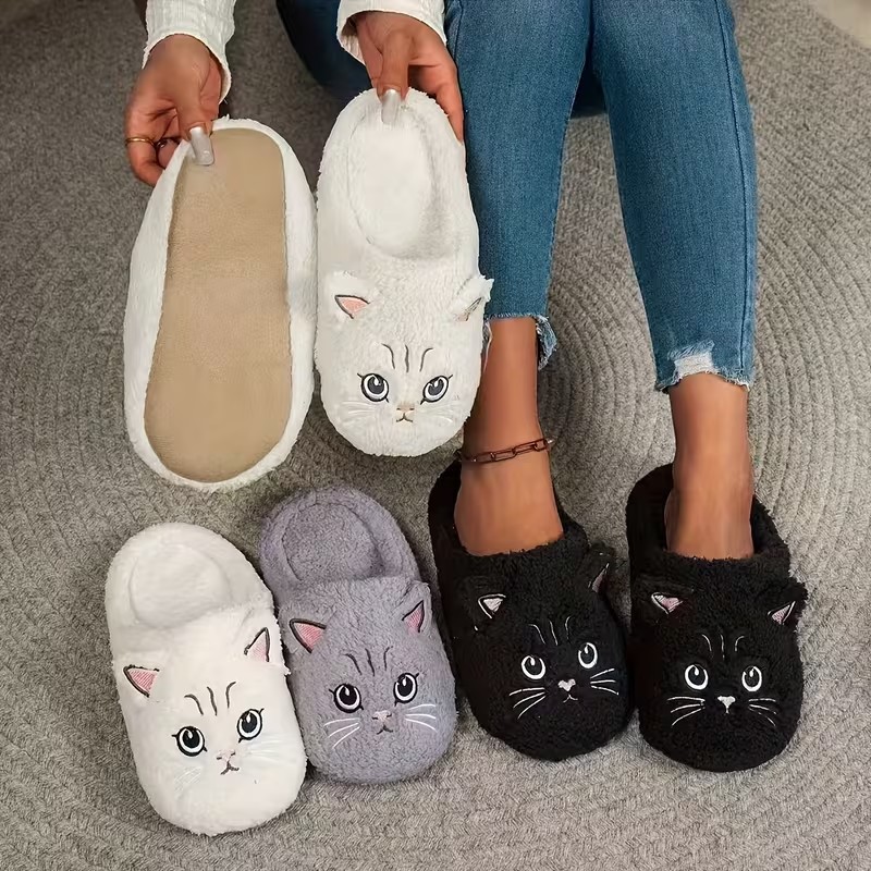Cozy Unisex Plush Slippers wit - Embroidery Garments 评论和价格